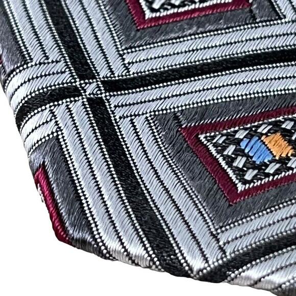 Jos A Bank Joseph Signature Gold Mens Neck Tie Necktie 100% Silk 4" - Picture 6 of 16